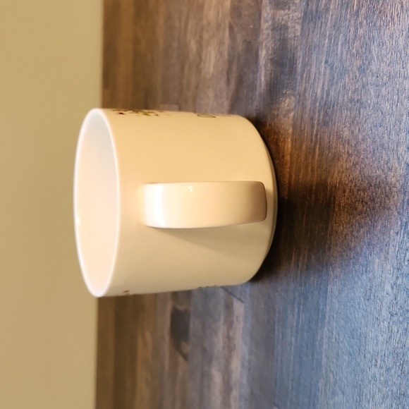 Drop it like it's sloth mug - Picture 2 of 7